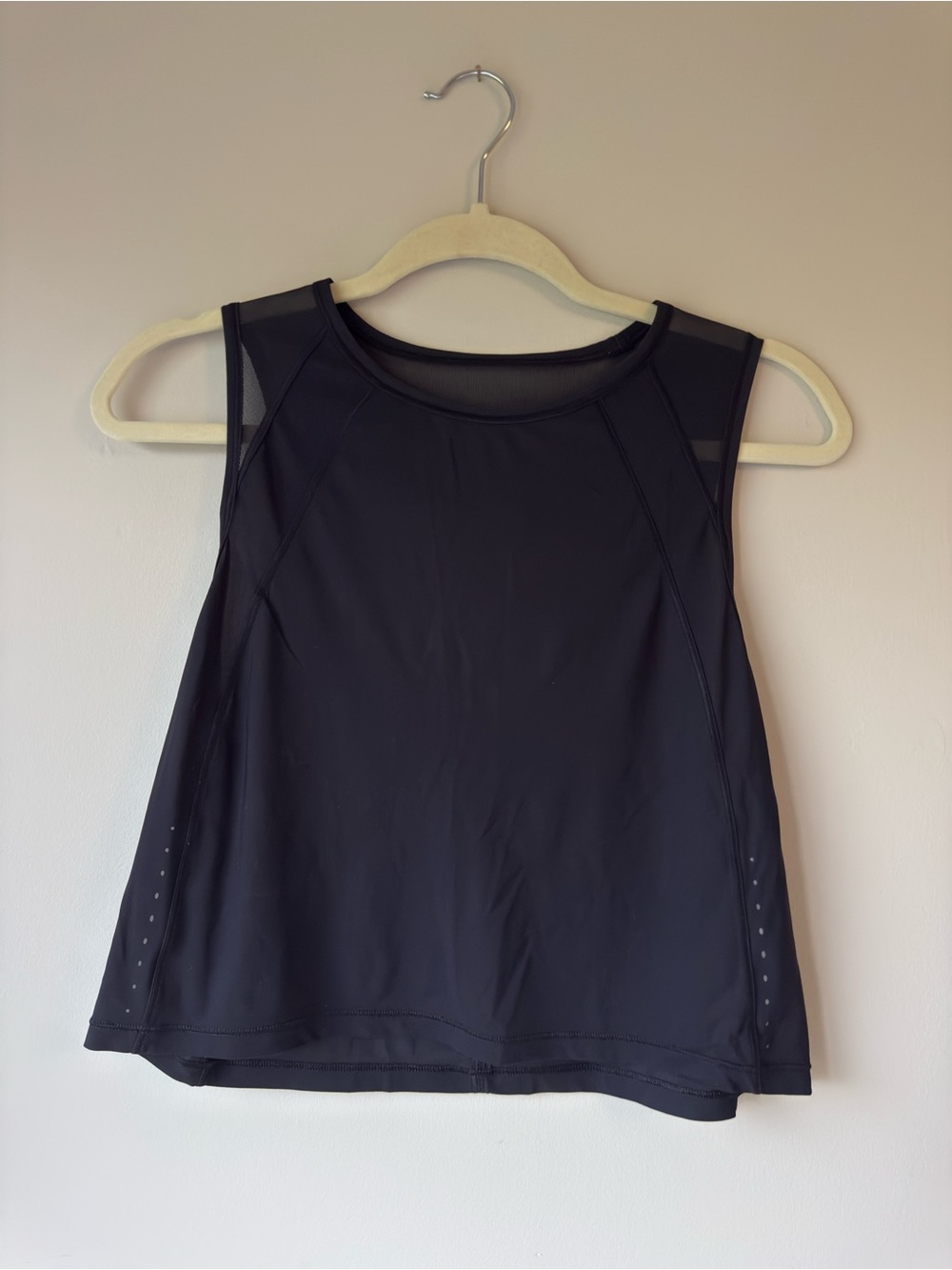 lululemon athletica Black Mesh-Trim Cropped Workout Tank